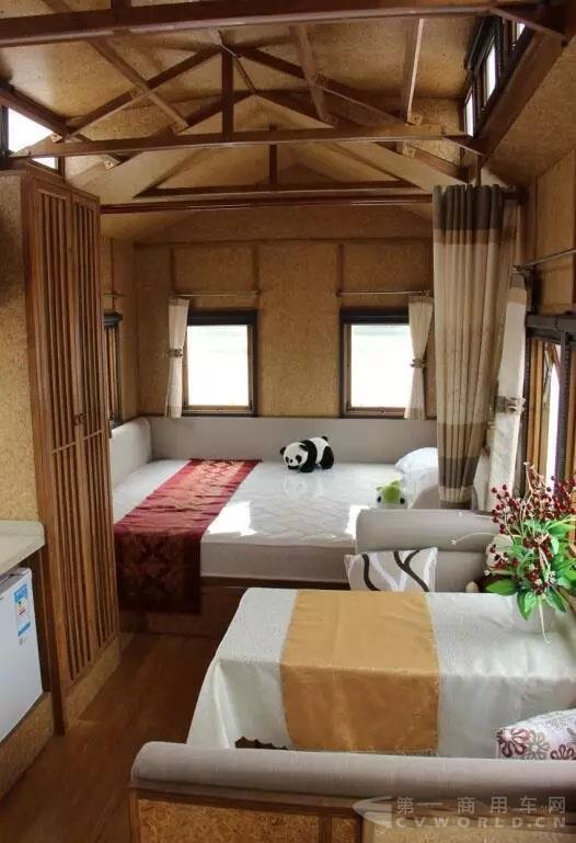 全球首款竹鋼營地房車在中通下線，快來看看長啥樣？2.webp.jpg