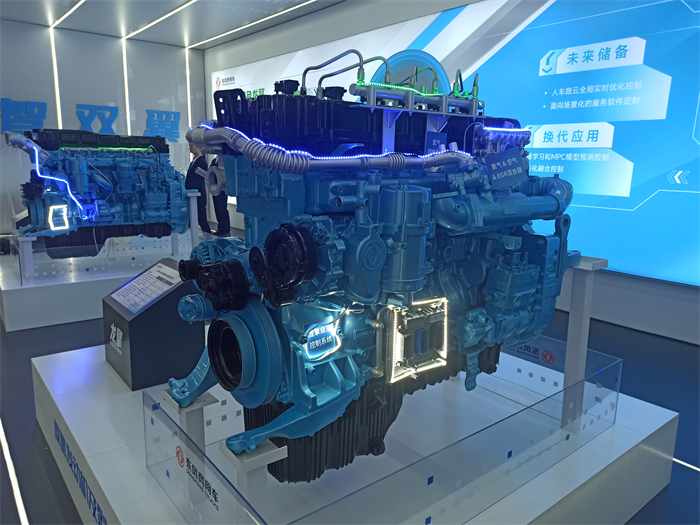 東風商用車龍擎氨氫發動機1.jpg