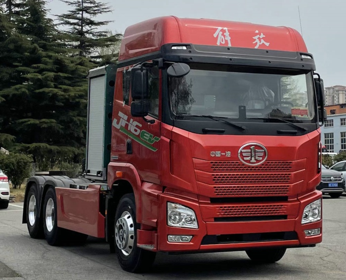 解放CA4259P26T1BEVA80純電動牽引車，今年一季度長治市銷量第二.jpg