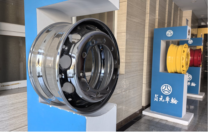 貞元如何用23公斤鋼制車輪撬動(dòng)萬(wàn)億商用車市場(chǎng)？2.png
